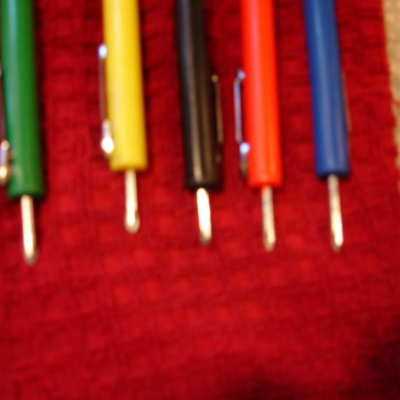 Bundle of 5 - 2 in 1 Pocket Screwdrivers - Phillips and Flat Head - Handy Tool ! - Picture 6 of 7